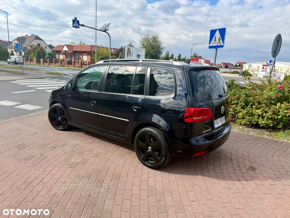 Volkswagen Touran 2.0 TDI DPF Highline DSG - 4