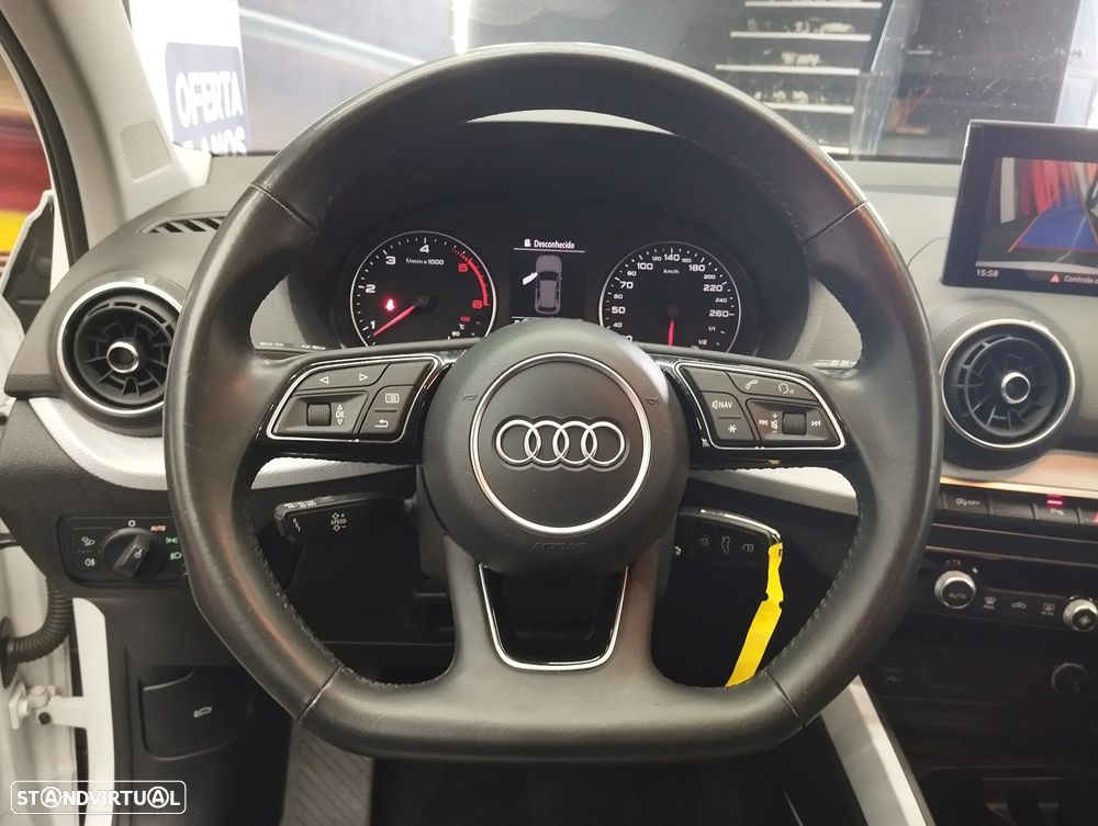 Audi Q2 30 TDI Design S tronic - 21