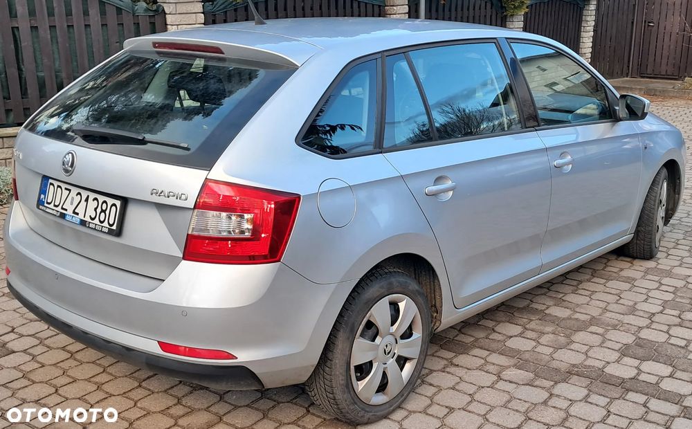 Skoda RAPID Spb 1.2 TSI Edition - 5