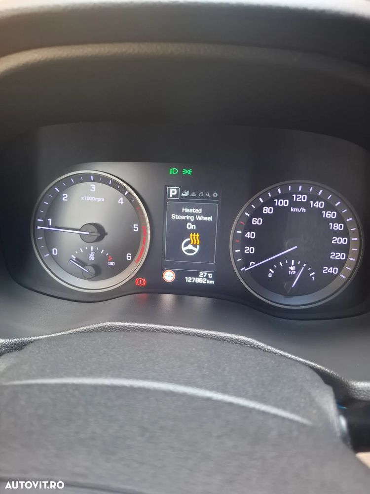 Hyundai Tucson 2.0 CRDI 4WD 6AT Luxury Pack+ - 23