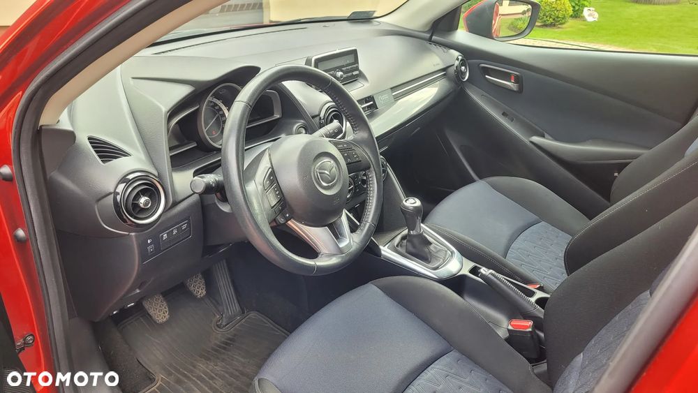 Mazda 2 - 6