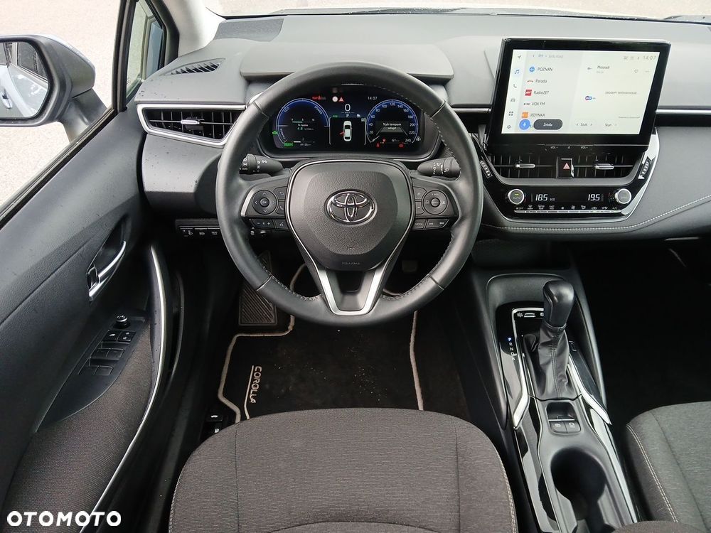 Toyota Corolla 1.8 Hybrid Comfort - 24