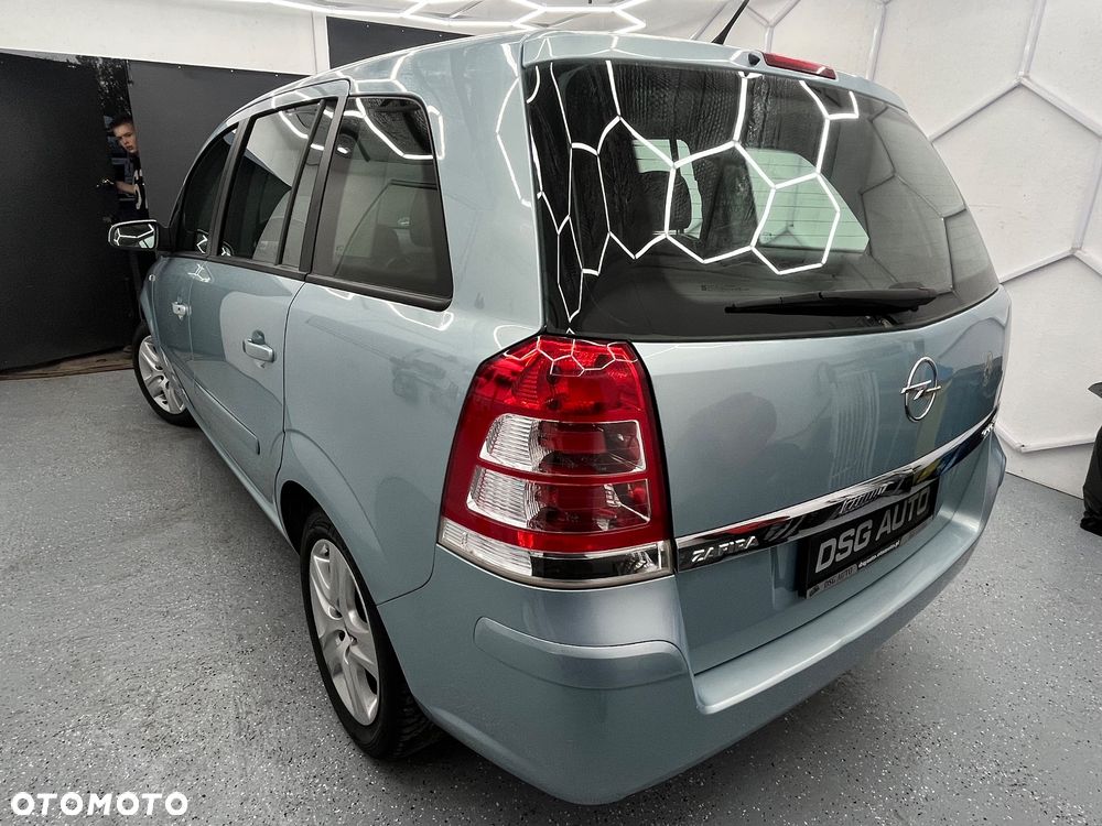 Opel Zafira - 14