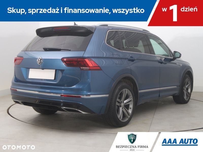 Volkswagen Tiguan Allspace - 7