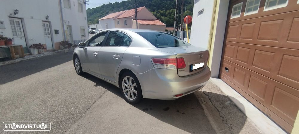 Toyota Avensis SD 2.0 D-4D Exclusive +Pele+GPS - 3