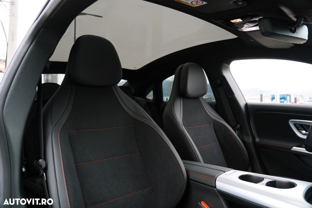 Mercedes-Benz CLA 350 4MATIC Coupe - 30