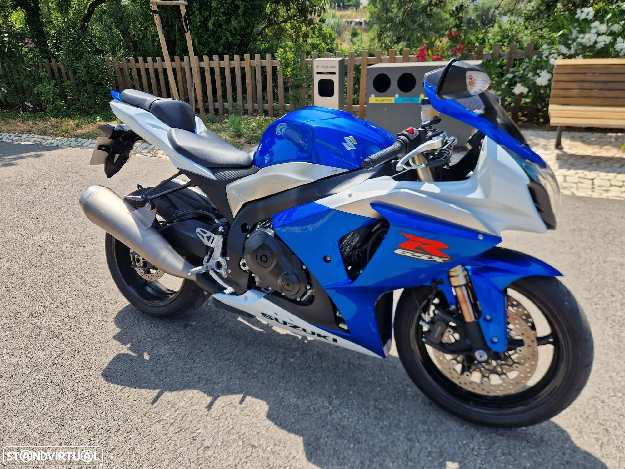 Suzuki GSX-R 1000 Possível Financiamento - 2