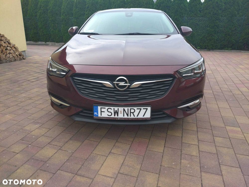 Opel Insignia - 1