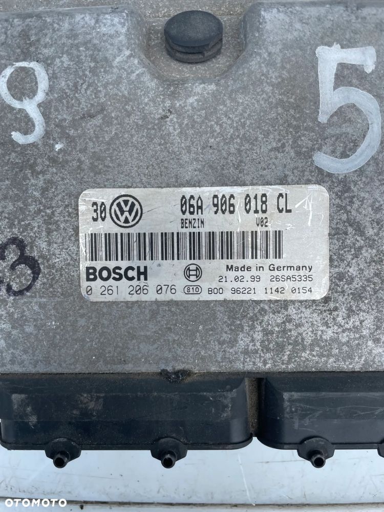 STEROWNIK SILNIKA VW GOLF IV  06A906018CL - 2