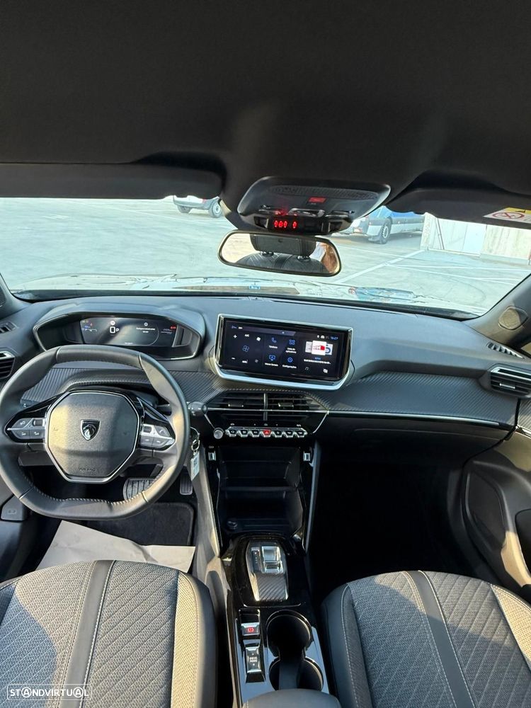 Peugeot 2008 1.2 Hybrid Allure e-DCS6 - 38