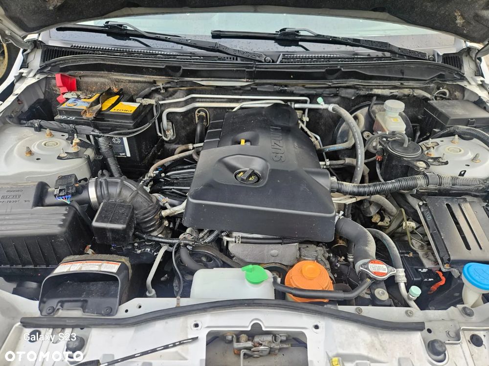 Suzuki Grand Vitara 2.0 Club - 9