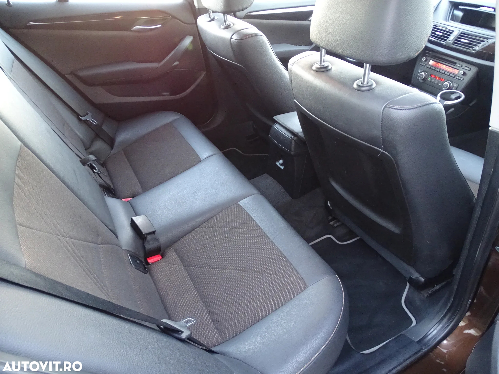 BMW X1 sDrive18d Aut. xLine - 8