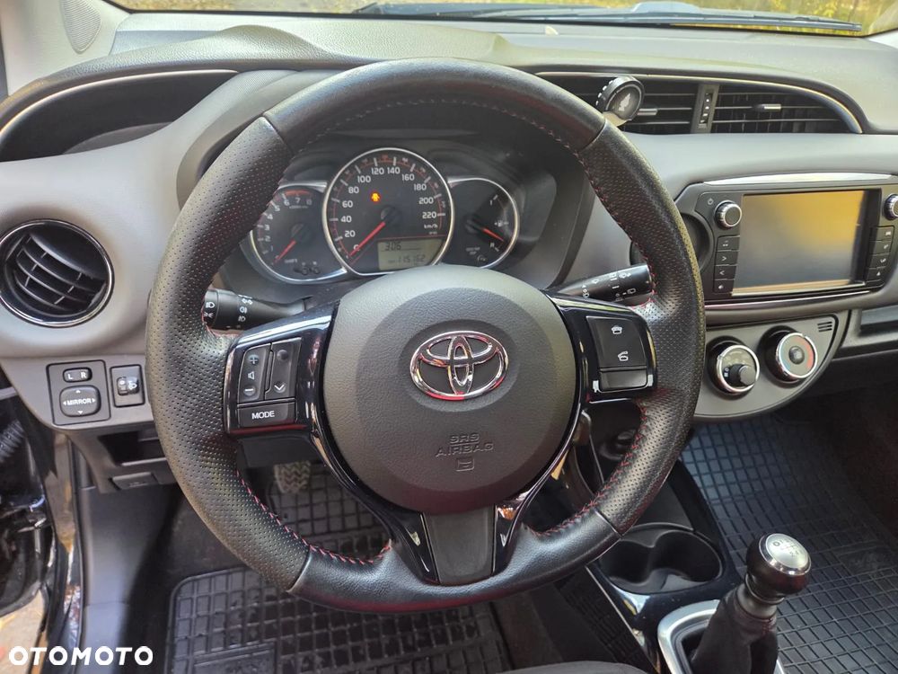 Toyota Yaris 1.33 Prestige - 12