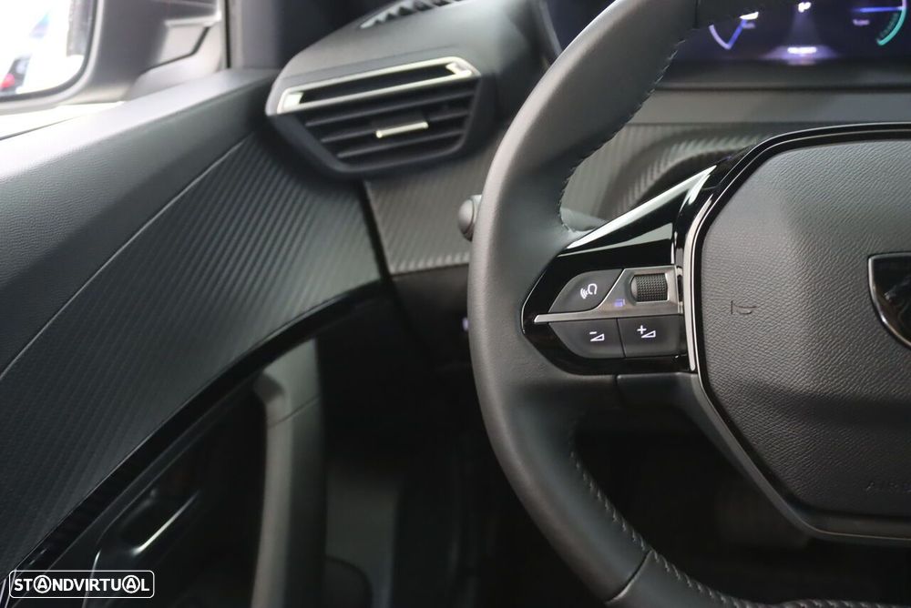 Peugeot e-2008 54 kWh Allure - 12