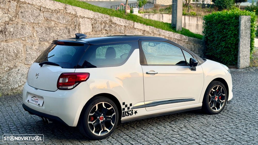 Citroën DS3 1.6 e-HDi So Chic - 4