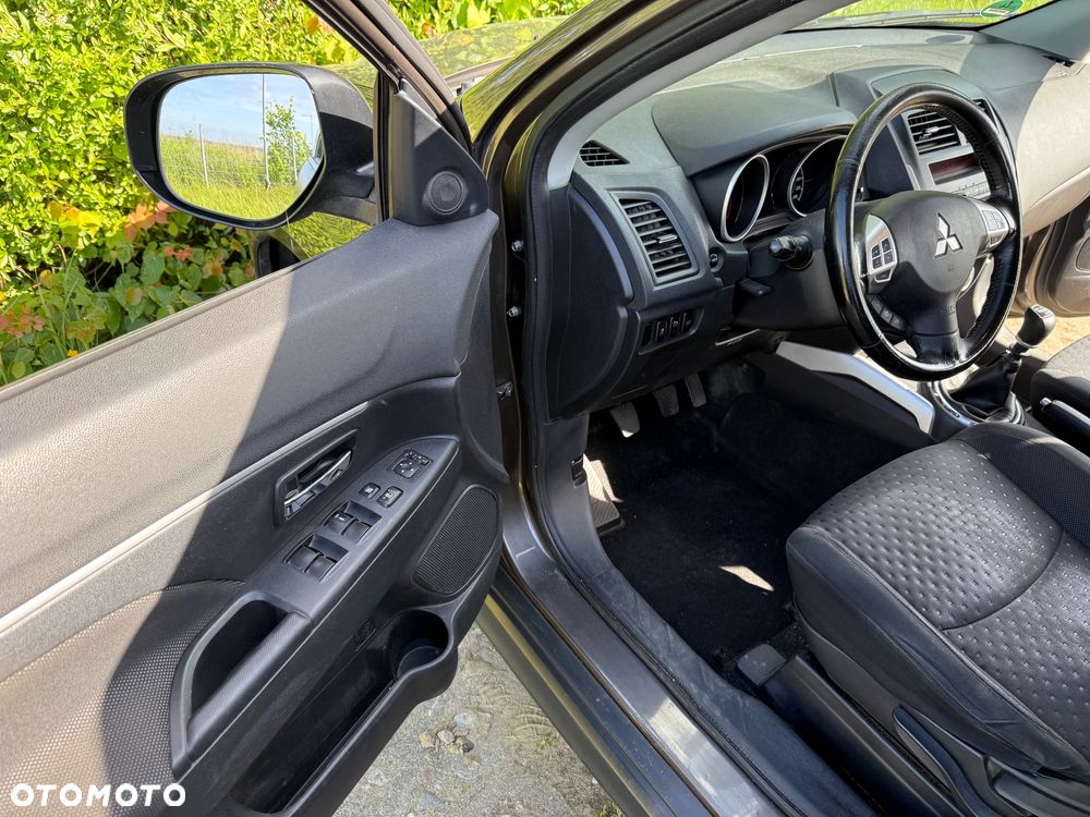 Mitsubishi ASX 1.8 DI-D 2WD Intense - 9