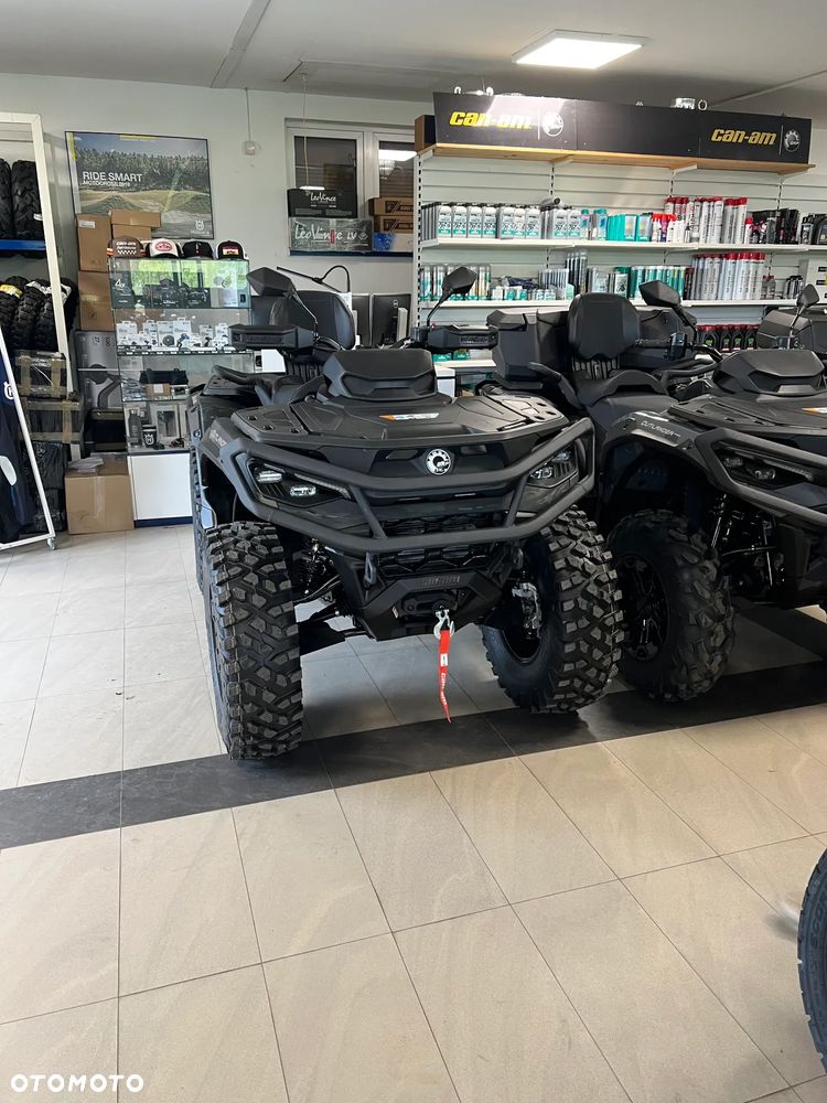 Can-Am Outlander Max - 3