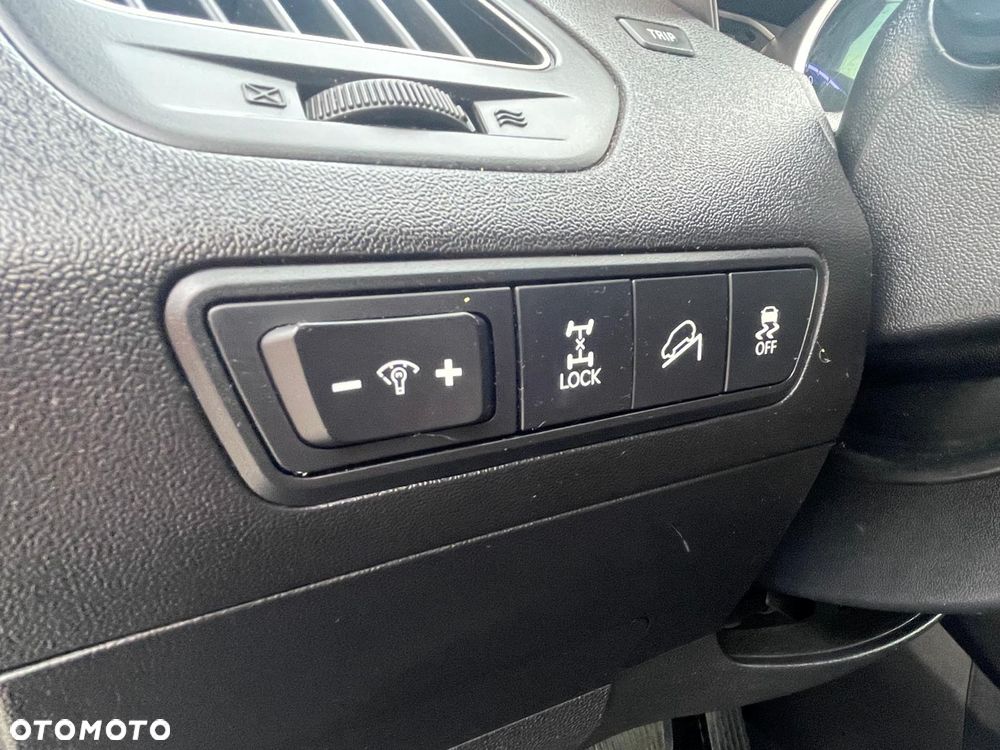 Hyundai ix35 2.0 CRDi 4WD Automatik Style - 18