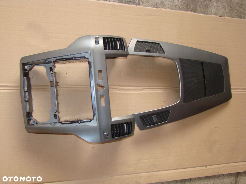 KRATKA NAWIEWU KONSOLA RAMKA PANEL OPEL ZAFIRA B - 7