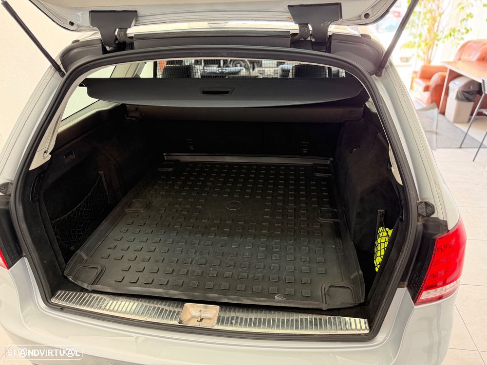 Mercedes-Benz E 220 CDi Avantgarde BE Auto.140g - 28