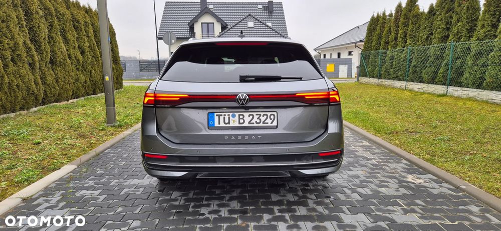 Volkswagen Passat - 7