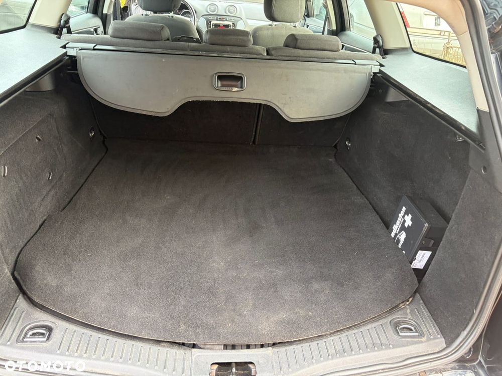 Ford Mondeo 2.0 TDCi Trend - 10