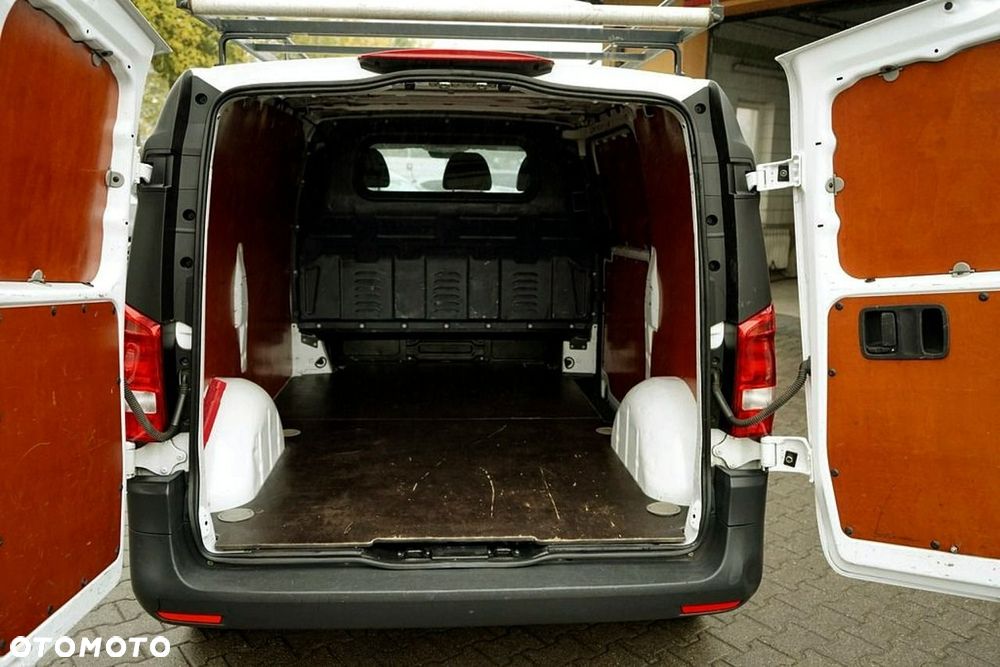 Mercedes-Benz Vito - 21