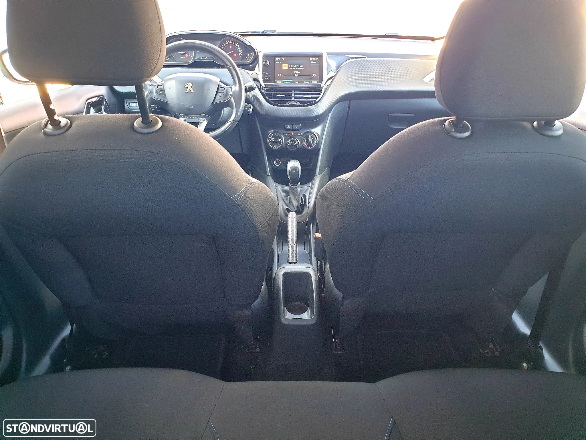 Peugeot 208 1.6 BlueHDi Style - 12