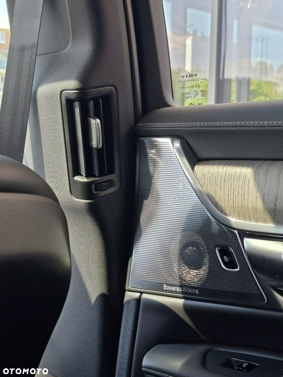 Volvo S90 - 10