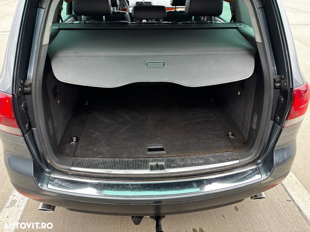 Volkswagen Touareg - 7