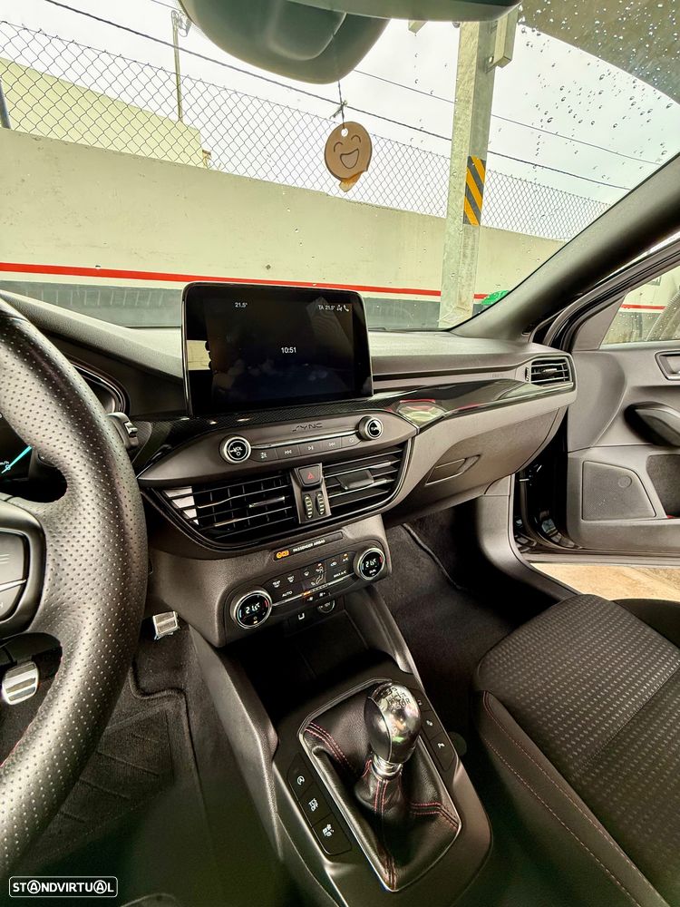 Ford Focus 1.0 EcoBoost ST-Line - 8