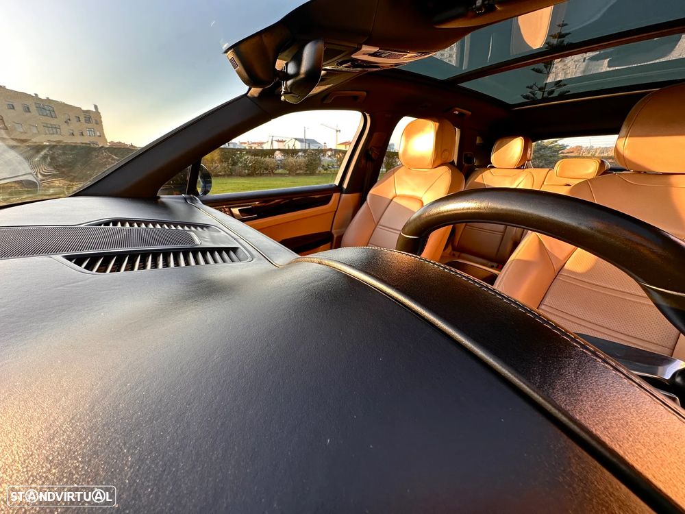 Porsche Cayenne S Tiptronic S - 58