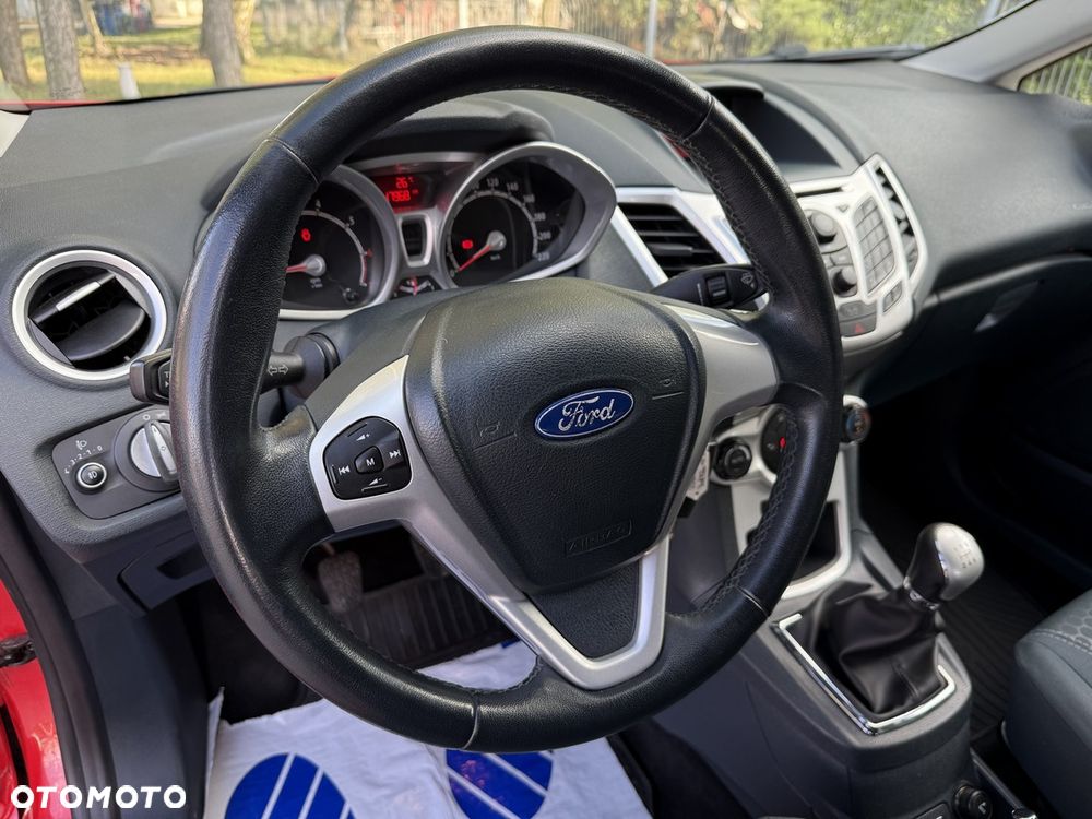 Ford Fiesta 1.6 Ti-VCT Sport - 23