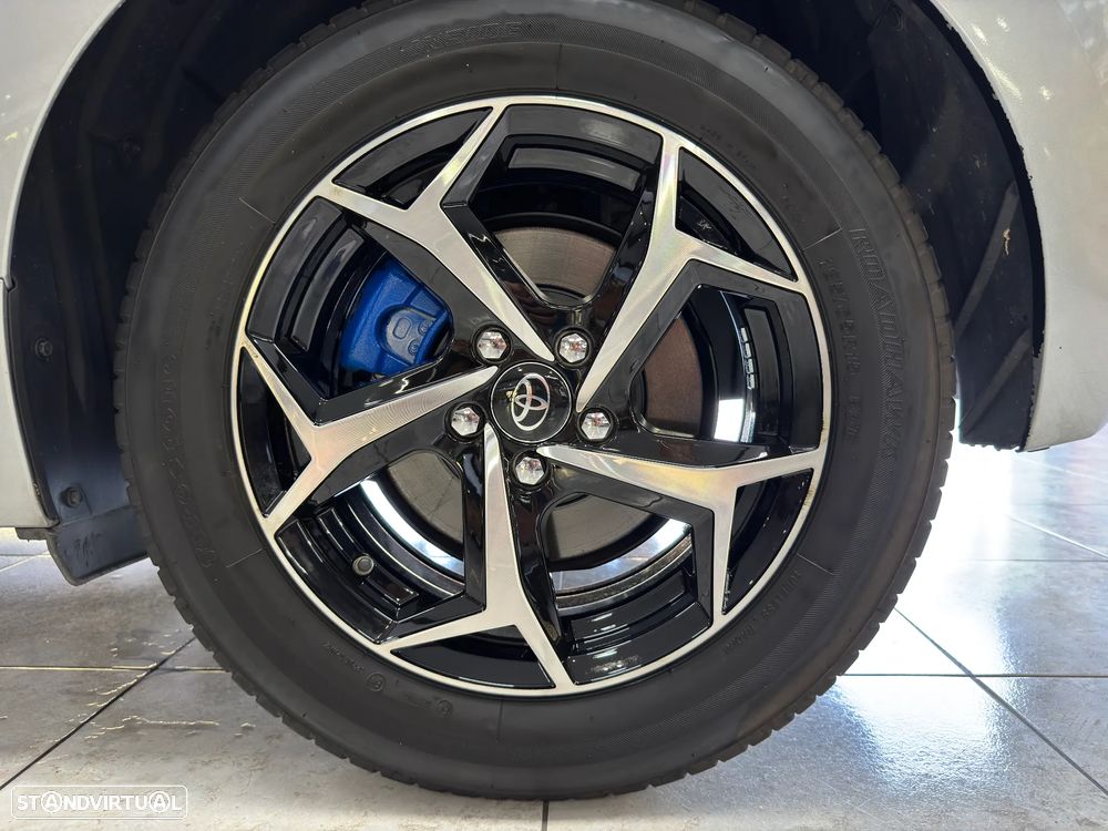 Toyota Yaris 1.5 HDF Comfort Plus - 33