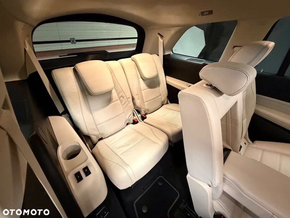 Mercedes-Benz GLS 400 d 4Matic 9G-TRONIC - 33