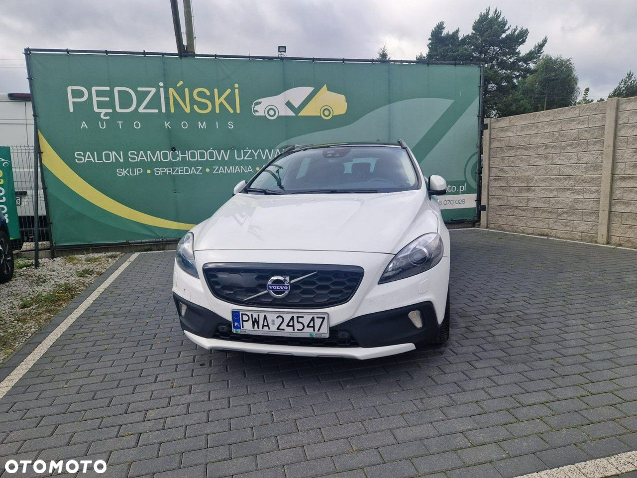 Volvo V40 Cross Country - 4