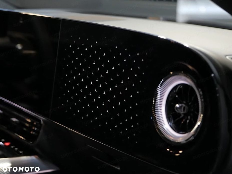 Mercedes-Benz CLA 200 mHEV 4-Matic 8G-DCT - 12