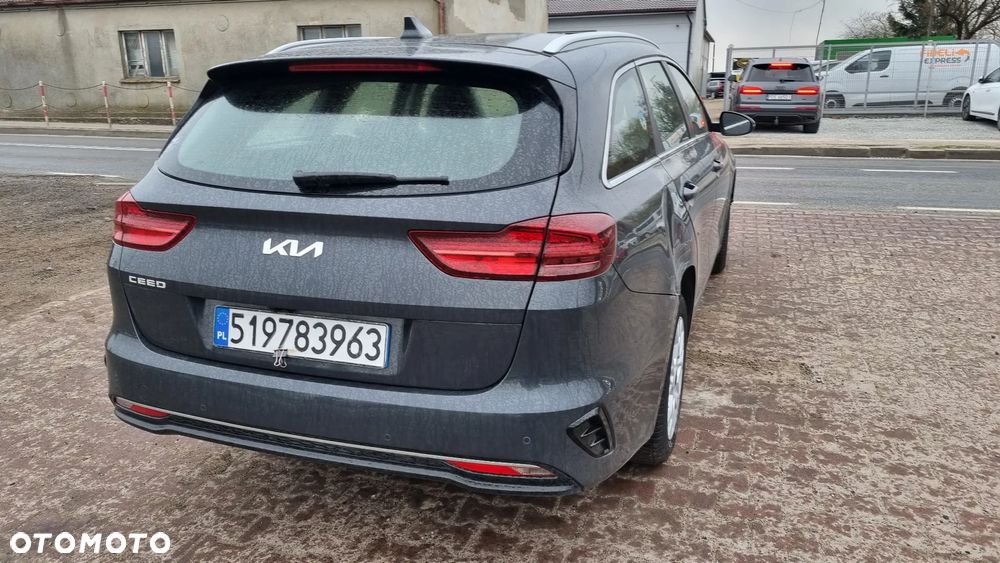 Kia Ceed 1.6 CRDi Eco-Dynamics+ (48V Mild-Hybrid) DCT7 GT Line - 8