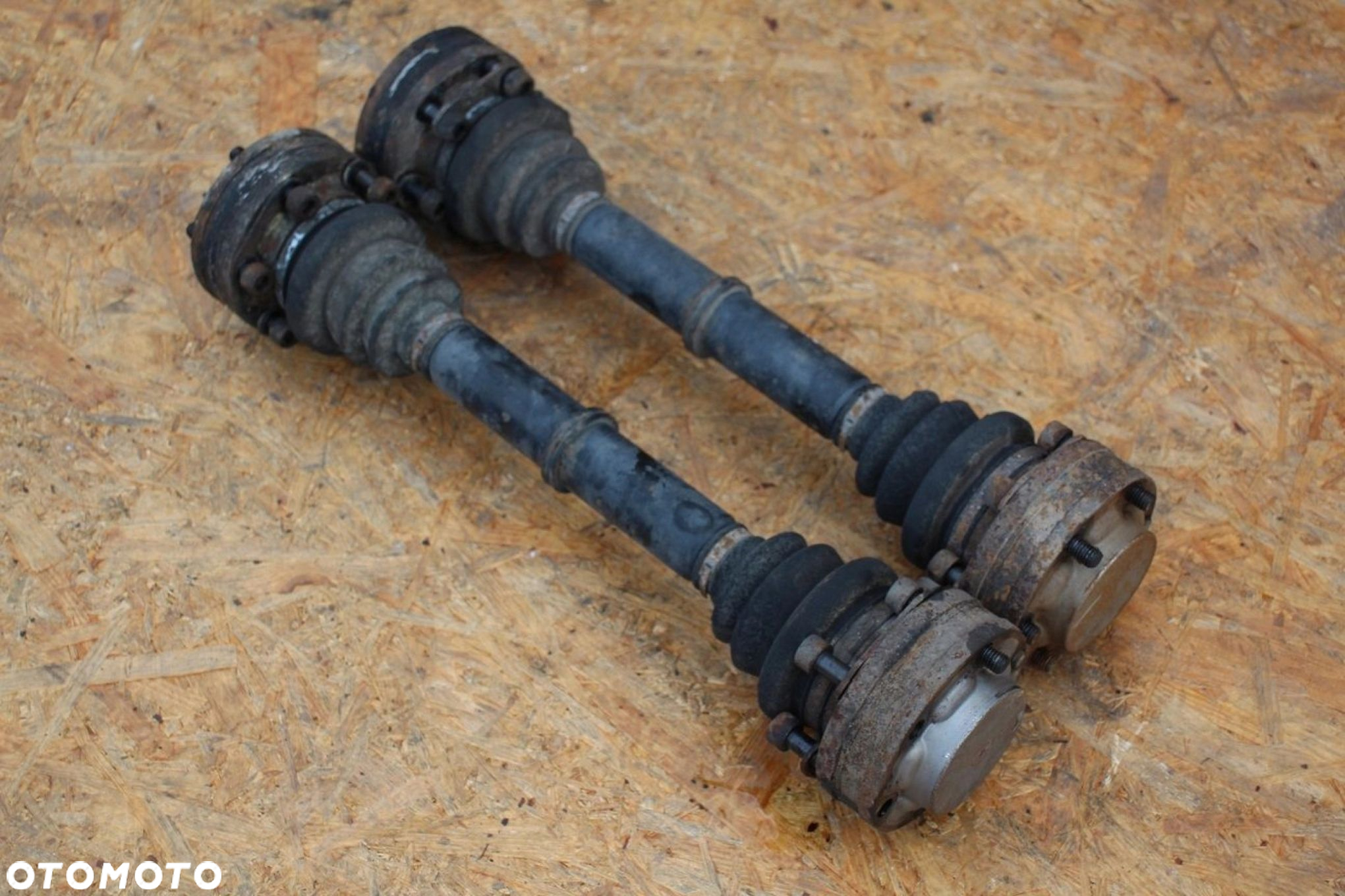 Półoś półosie bmw e34 m5 3.6 3.8 v8 4.0 pod dyfer 210 e32 4.0 5.0 v8 v12 - 2