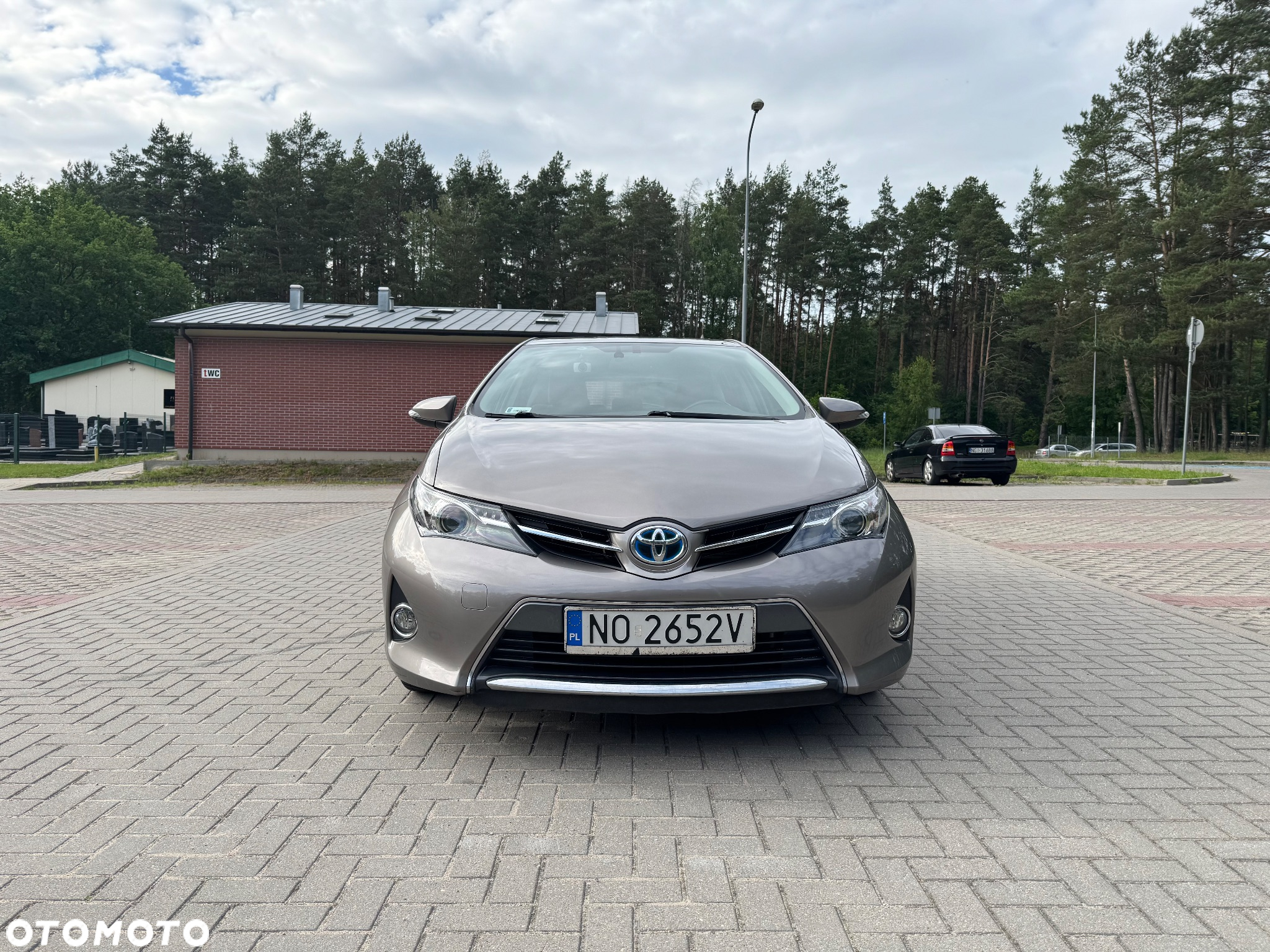 Toyota Auris 1.8 VVT-i Hybrid Automatik Comfort - 2