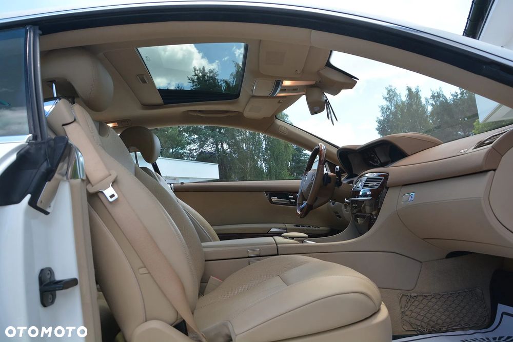 Mercedes-Benz CL 500 4-Matic - 16