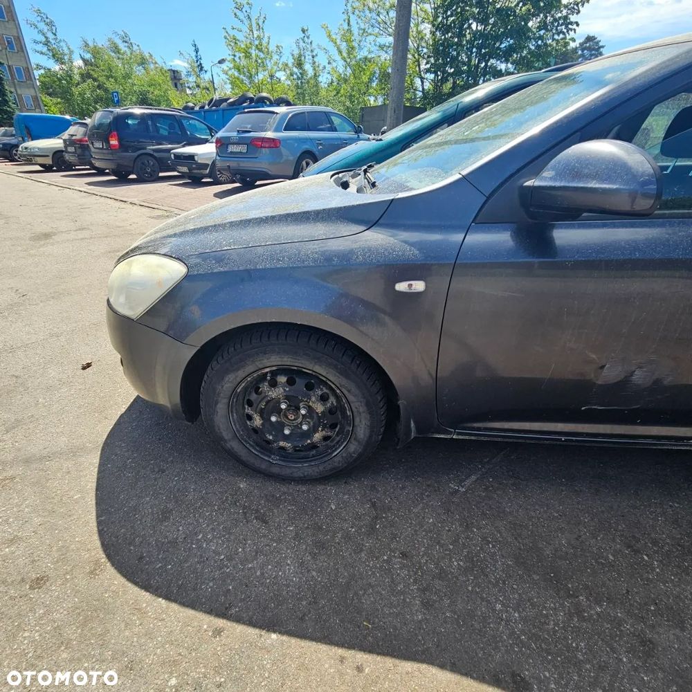 Kia Ceed (2007r) 2,0 D 103 kW / 140 KM (kod lak: 5K) - na części - 31