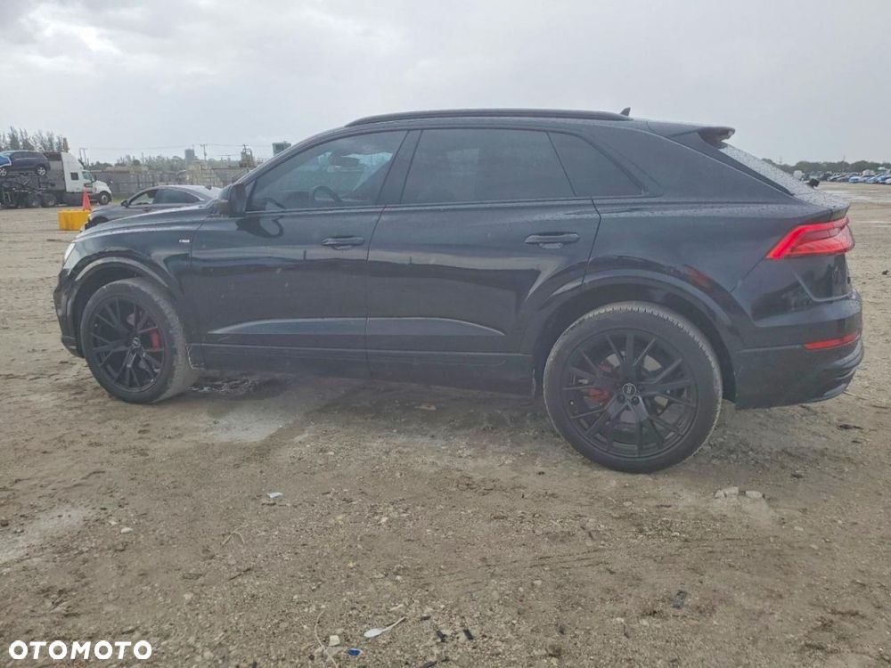 Audi Q8 - 7