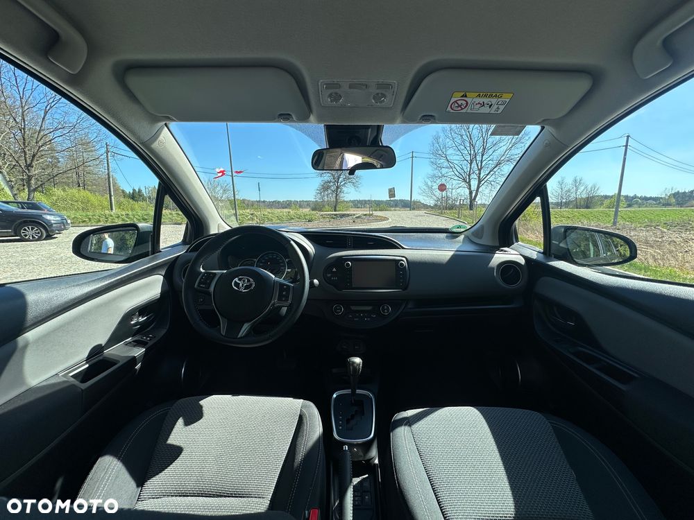 Toyota Yaris - 8