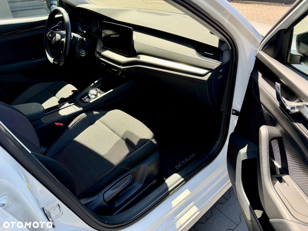 Skoda Octavia 1.5 TSI e-Tec Ambition DSG - 11