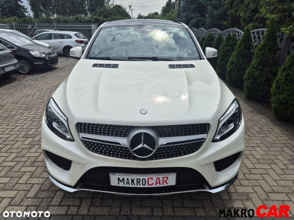 Mercedes-Benz GLE - 27