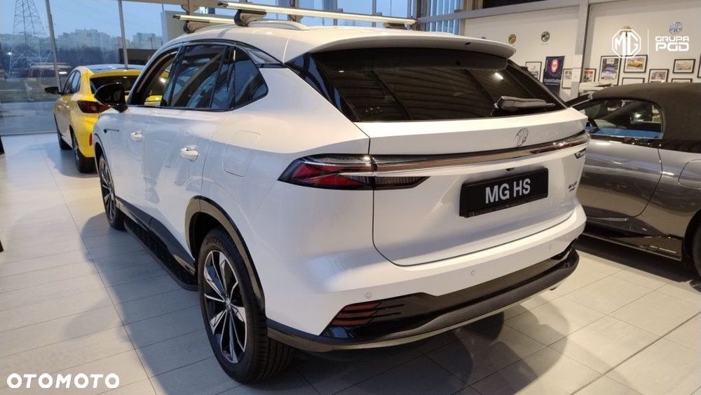 MG HS - 5