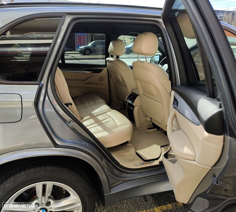 BMW X5 25 d sDrive Pack M - 12