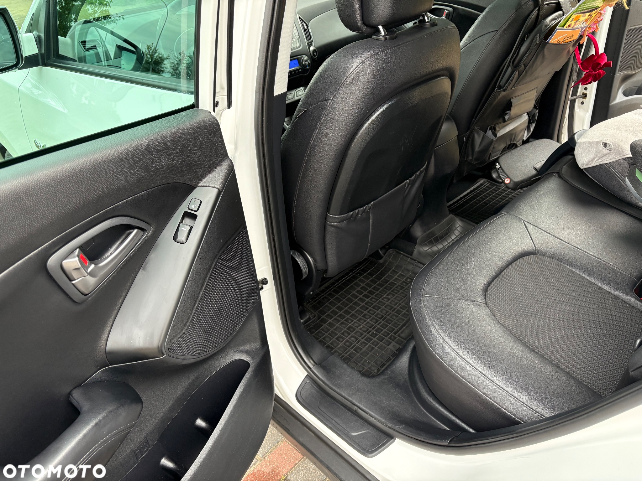 Hyundai ix35 1.7 CRDi 2WD blue Style - 28