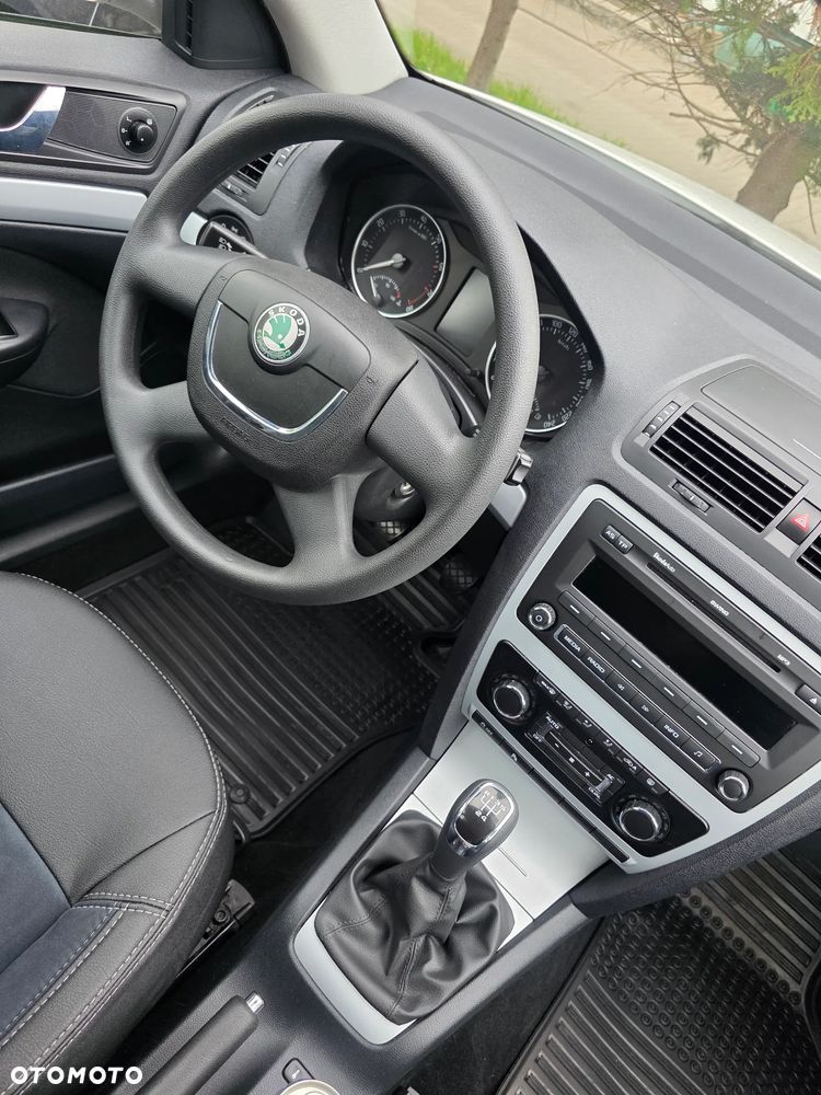 Skoda Octavia 1.6 Elegance EU5 - 27